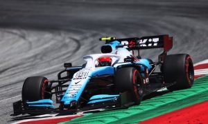 Verstappen gets 'Driver of the Day' award after Kubica blunder