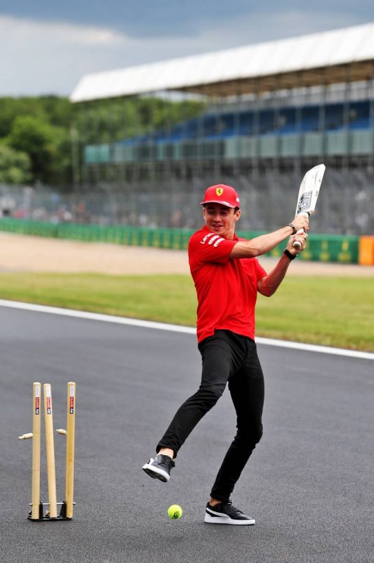 Charles Leclerc (MON) Ferrari plays cricket.
11.07.2019. Formula 1 World Championship, Rd 10, British Grand Prix, Silverstone, England, Preparation Day.
- www.xpbimages.com, EMail: requests@xpbimages.com - copy of publication required for printed pictures. Every used picture is fee-liable. © Copyright: Moy / XPB Images