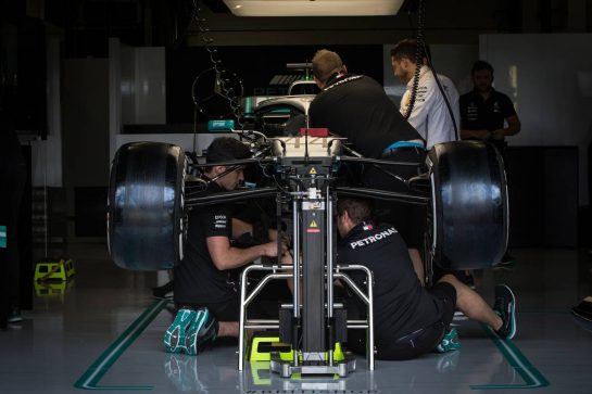 Mercedes AMG F1 W10 of Lewis Hamilton (GBR) Mercedes AMG F1 worked on by mechanics.
11.07.2019. Formula 1 World Championship, Rd 10, British Grand Prix, Silverstone, England, Preparation Day.
- www.xpbimages.com, EMail: requests@xpbimages.com - copy of publication required for printed pictures. Every used picture is fee-liable. © Copyright: Rew / XPB Images