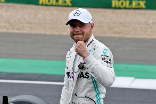 Valtteri Bottas (FIN) Mercedes AMG F1 celebrates his pole position in qualifying parc ferme.
13.07.2019. Formula 1 World Championship, Rd 10, British Grand Prix, Silverstone, England, Qualifying Day.
- www.xpbimages.com, EMail: requests@xpbimages.com - copy of publication required for printed pictures. Every used picture is fee-liable. © Copyright: Batchelor / XPB Images