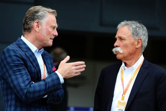 (L to R): Sean Bratches (USA) Formula 1 Managing Director, Commercial Operations with Chase Carey (USA) Formula One Group Chairman.
14.07.2019. Formula 1 World Championship, Rd 10, British Grand Prix, Silverstone, England, Race Day.
- www.xpbimages.com, EMail: requests@xpbimages.com - copy of publication required for printed pictures. Every used picture is fee-liable. © Copyright: Moy / XPB Images