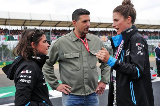 (L to R): Jamie Chadwick (GBR) Williams Racing Development Driver with Marc Harris (GBR) and Johanna Konta (GBR) Tennis Player on the grid.
14.07.2019. Formula 1 World Championship, Rd 10, British Grand Prix, Silverstone, England, Race Day.
- www.xpbimages.com, EMail: requests@xpbimages.com - copy of publication required for printed pictures. Every used picture is fee-liable. © Copyright: Bearne / XPB Images