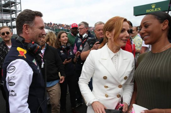 Christian Horner (GBR) Red Bull Racing Team Principal with Geri Horner and Mel B.
14.07.2019. Formula 1 World Championship, Rd 10, British Grand Prix, Silverstone, England, Race Day.
- www.xpbimages.com, EMail: requests@xpbimages.com - copy of publication required for printed pictures. Every used picture is fee-liable. © Copyright: Batchelor / XPB Images