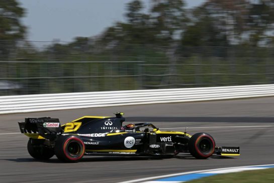 Nico Hulkenberg (GER), Renault Sport F1 Team 26.07.2019. Formula 1 World Championship, Rd 11, German Grand Prix, Hockenheim, Germany, Practice Day.- www.xpbimages.com, EMail: requests@xpbimages.com - copy of publication required for printed pictures. Every used picture is fee-liable. © Copyright: Charniaux / XPB Images
