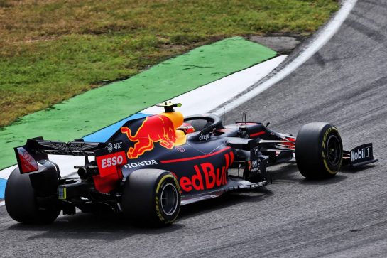 Pierre Gasly (FRA) Red Bull Racing RB15.
27.07.2019. Formula 1 World Championship, Rd 11, German Grand Prix, Hockenheim, Germany, Qualifying Day.
- www.xpbimages.com, EMail: requests@xpbimages.com - copy of publication required for printed pictures. Every used picture is fee-liable. © Copyright: Moy / XPB Images
