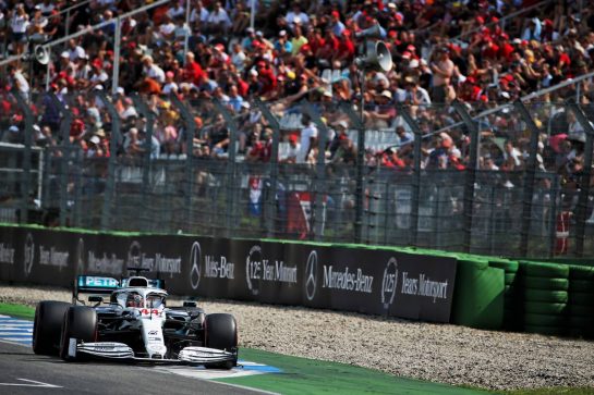 Lewis Hamilton (GBR) Mercedes AMG F1 W10.
27.07.2019. Formula 1 World Championship, Rd 11, German Grand Prix, Hockenheim, Germany, Qualifying Day.
- www.xpbimages.com, EMail: requests@xpbimages.com - copy of publication required for printed pictures. Every used picture is fee-liable. © Copyright: Batchelor / XPB Images
