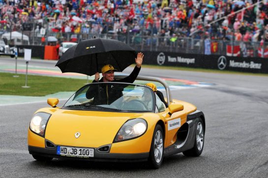 Nico Hulkenberg (GER) Renault F1 Team on the drivers parade.
28.07.2019. Formula 1 World Championship, Rd 11, German Grand Prix, Hockenheim, Germany, Race Day.
- www.xpbimages.com, EMail: requests@xpbimages.com - copy of publication required for printed pictures. Every used picture is fee-liable. © Copyright: Moy / XPB Images