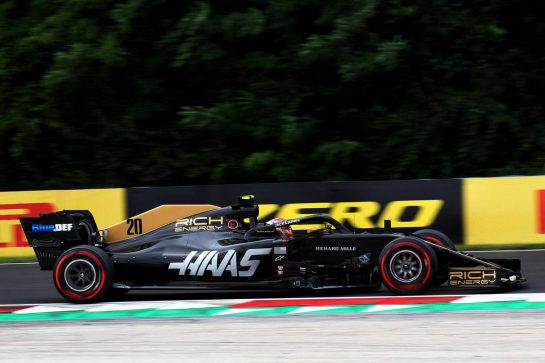 Kevin Magnussen (DEN) Haas VF-19.
02.08.2019. Formula 1 World Championship, Rd 12, Hungarian Grand Prix, Budapest, Hungary, Practice Day.
- www.xpbimages.com, EMail: requests@xpbimages.com - copy of publication required for printed pictures. Every used picture is fee-liable. © Copyright: Photo4 / XPB Images