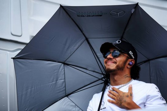 Lewis Hamilton (GBR) Mercedes AMG F1 on the drivers parade.
04.08.2019. Formula 1 World Championship, Rd 12, Hungarian Grand Prix, Budapest, Hungary, Race Day.
- www.xpbimages.com, EMail: requests@xpbimages.com - copy of publication required for printed pictures. Every used picture is fee-liable. © Copyright: Batchelor / XPB Images