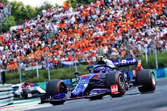 Alexander Albon (THA) Scuderia Toro Rosso STR14.
04.08.2019. Formula 1 World Championship, Rd 12, Hungarian Grand Prix, Budapest, Hungary, Race Day.
 - www.xpbimages.com, EMail: requests@xpbimages.com - copy of publication required for printed pictures. Every used picture is fee-liable. © Copyright: Bearne / XPB Images