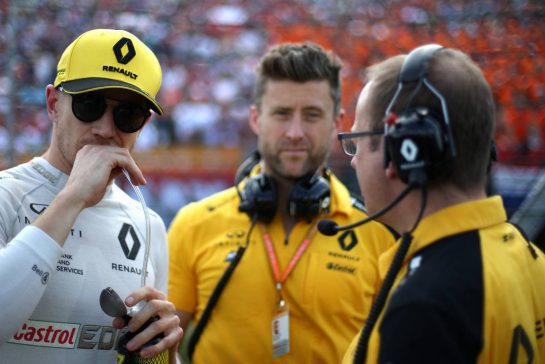 Nico Hulkenberg (GER), Renault Sport F1 Team 04.08.2019. Formula 1 World Championship, Rd 12, Hungarian Grand Prix, Budapest, Hungary, Race Day.- www.xpbimages.com, EMail: requests@xpbimages.com - copy of publication required for printed pictures. Every used picture is fee-liable. © Copyright: Charniaux / XPB Images