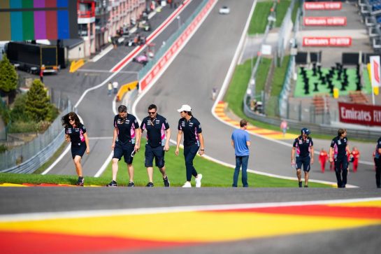 Lance Stroll (CDN) Racing Point F1 Team walks the circuit with the team.
29.08.2019. Formula 1 World Championship, Rd 13, Belgian Grand Prix, Spa Francorchamps, Belgium, Preparation Day.
- www.xpbimages.com, EMail: requests@xpbimages.com - copy of publication required for printed pictures. Every used picture is fee-liable. © Copyright: Price / XPB Images