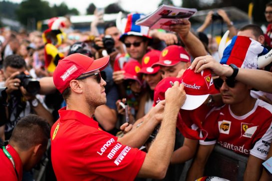 Sebastian Vettel (GER) Ferrari signs autographs for the fans.
29.08.2019. Formula 1 World Championship, Rd 13, Belgian Grand Prix, Spa Francorchamps, Belgium, Preparation Day.
- www.xpbimages.com, EMail: requests@xpbimages.com - copy of publication required for printed pictures. Every used picture is fee-liable. © Copyright: Price / XPB Images