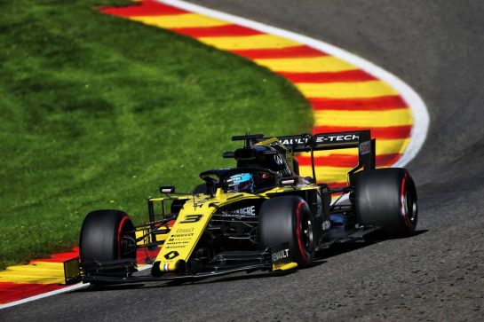 Daniel Ricciardo (AUS) Renault F1 Team RS19.
30.08.2019. Formula 1 World Championship, Rd 13, Belgian Grand Prix, Spa Francorchamps, Belgium, Practice Day.
- www.xpbimages.com, EMail: requests@xpbimages.com - copy of publication required for printed pictures. Every used picture is fee-liable. © Copyright: Charniaux / XPB Images