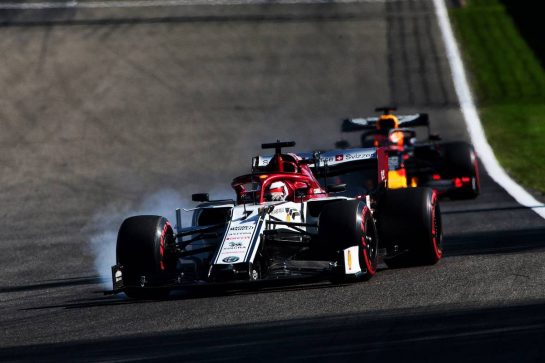 Kimi Raikkonen (FIN) Alfa Romeo Racing C38 locks up under braking.
30.08.2019. Formula 1 World Championship, Rd 13, Belgian Grand Prix, Spa Francorchamps, Belgium, Practice Day.
- www.xpbimages.com, EMail: requests@xpbimages.com - copy of publication required for printed pictures. Every used picture is fee-liable. © Copyright: Photo4 / XPB Images