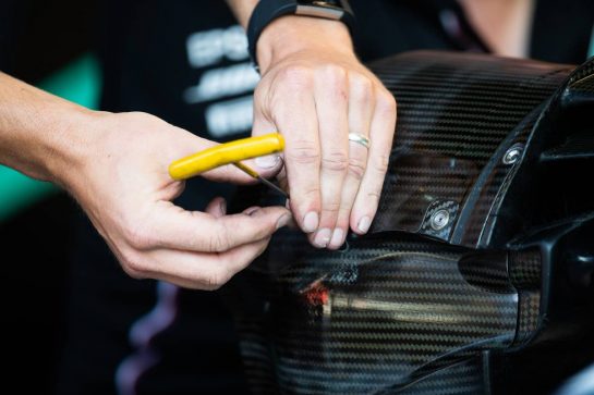 Mercedes AMG F1 mechanic.
31.08.2019. Formula 1 World Championship, Rd 13, Belgian Grand Prix, Spa Francorchamps, Belgium, Qualifying Day.
- www.xpbimages.com, EMail: requests@xpbimages.com - copy of publication required for printed pictures. Every used picture is fee-liable. © Copyright: Price / XPB Images