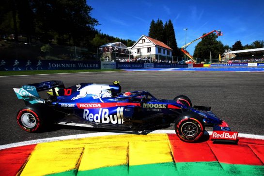 Pierre Gasly (FRA) Scuderia Toro Rosso STR14.
31.08.2019. Formula 1 World Championship, Rd 13, Belgian Grand Prix, Spa Francorchamps, Belgium, Qualifying Day.
- www.xpbimages.com, EMail: requests@xpbimages.com - copy of publication required for printed pictures. Every used picture is fee-liable. © Copyright: Photo4 / XPB Images