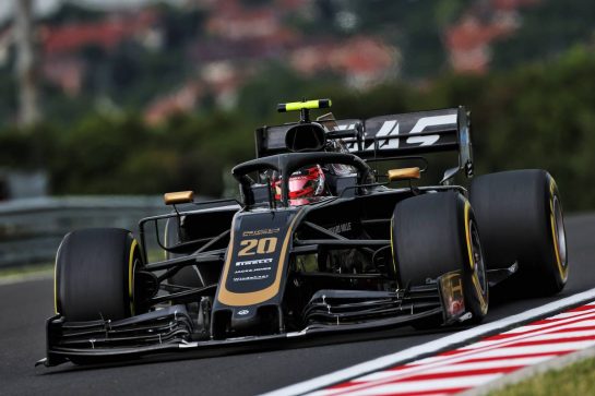 Kevin Magnussen (DEN) Haas VF-19.
02.08.2019. Formula 1 World Championship, Rd 12, Hungarian Grand Prix, Budapest, Hungary, Practice Day.
- www.xpbimages.com, EMail: requests@xpbimages.com - copy of publication required for printed pictures. Every used picture is fee-liable. © Copyright: Moy / XPB Images