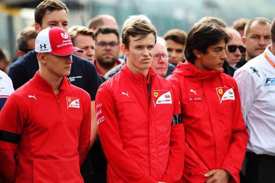 F1, F2, and F3 pay their respects to Anthoine Hubert: (L to R): Mick Schumacher (GER); Callum Ilott (GBR) and Giuliano Alesi (FRA) Ferrari Academy Drivers.
01.09.2019. Formula 1 World Championship, Rd 13, Belgian Grand Prix, Spa Francorchamps, Belgium, Race Day.
- www.xpbimages.com, EMail: requests@xpbimages.com - copy of publication required for printed pictures. Every used picture is fee-liable. © Copyright: Charniaux / XPB Images