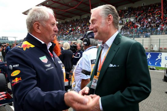 Dr Helmut Marko (AUT) Red Bull Motorsport Consultant with Sean Bratches (USA) Formula 1 Managing Director
01.09.2019. Formula 1 World Championship, Rd 13, Belgian Grand Prix, Spa Francorchamps, Belgium, Race Day.
- www.xpbimages.com, EMail: requests@xpbimages.com - copy of publication required for printed pictures. Every used picture is fee-liable. © Copyright: Batchelor / XPB Images