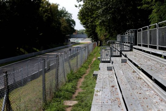 Track Atmosphere 
05.09.2019. Formula 1 World Championship, Rd 14, Italian Grand Prix, Monza, Italy, Preparation Day.
- www.xpbimages.com, EMail: requests@xpbimages.com - copy of publication required for printed pictures. Every used picture is fee-liable. © Copyright: Charniaux / XPB Images
