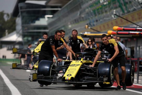 Renault F1 Team 
05.09.2019. Formula 1 World Championship, Rd 14, Italian Grand Prix, Monza, Italy, Preparation Day.
- www.xpbimages.com, EMail: requests@xpbimages.com - copy of publication required for printed pictures. Every used picture is fee-liable. © Copyright: Charniaux / XPB Images