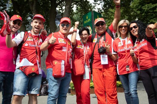 Circuit atmosphere - Ferrari fans.
05.09.2019. Formula 1 World Championship, Rd 14, Italian Grand Prix, Monza, Italy, Preparation Day.
- www.xpbimages.com, EMail: requests@xpbimages.com - copy of publication required for printed pictures. Every used picture is fee-liable. © Copyright: Bearne / XPB Images