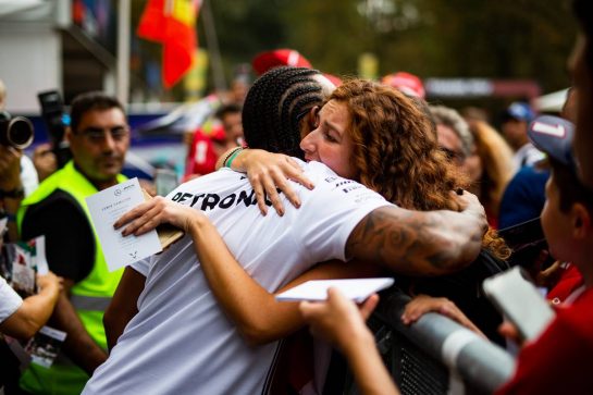 Lewis Hamilton (GBR) Mercedes AMG F1 with fans.
05.09.2019. Formula 1 World Championship, Rd 14, Italian Grand Prix, Monza, Italy, Preparation Day.
- www.xpbimages.com, EMail: requests@xpbimages.com - copy of publication required for printed pictures. Every used picture is fee-liable. © Copyright: Filipe / XPB Images