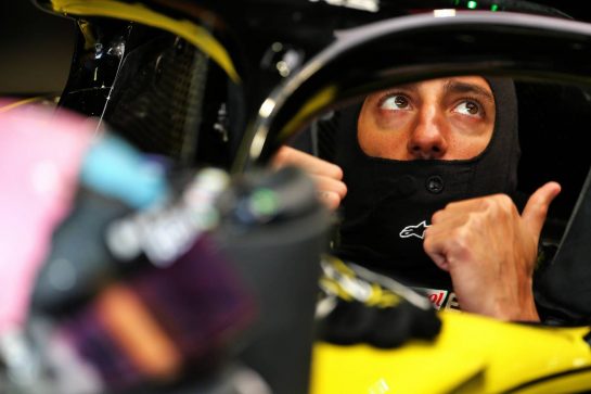 Daniel Ricciardo (AUS) Renault F1 Team RS19.
06.09.2019. Formula 1 World Championship, Rd 14, Italian Grand Prix, Monza, Italy, Practice Day.
- www.xpbimages.com, EMail: requests@xpbimages.com - copy of publication required for printed pictures. Every used picture is fee-liable. © Copyright: Batchelor / XPB Images