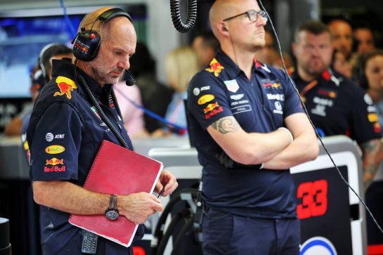 Adrian Newey (GBR) Red Bull Racing Chief Technical Officer.
06.09.2019. Formula 1 World Championship, Rd 14, Italian Grand Prix, Monza, Italy, Practice Day.
- www.xpbimages.com, EMail: requests@xpbimages.com - copy of publication required for printed pictures. Every used picture is fee-liable. © Copyright: Batchelor / XPB Images