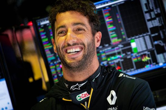 Daniel Ricciardo (AUS) Renault F1 Team.
06.09.2019. Formula 1 World Championship, Rd 14, Italian Grand Prix, Monza, Italy, Practice Day.
- www.xpbimages.com, EMail: requests@xpbimages.com - copy of publication required for printed pictures. Every used picture is fee-liable. © Copyright: Bearne / XPB Images