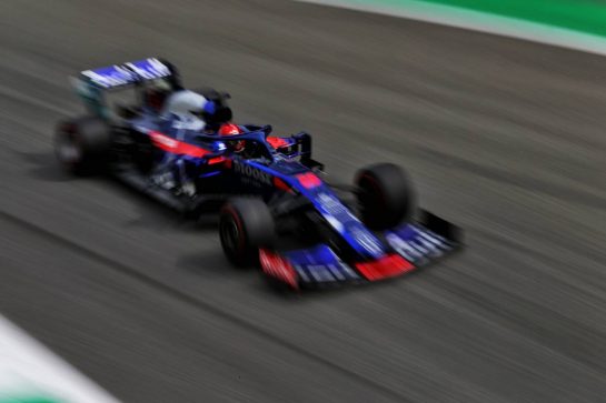 Daniil Kvyat (RUS) Scuderia Toro Rosso STR14.
07.09.2019. Formula 1 World Championship, Rd 14, Italian Grand Prix, Monza, Italy, Qualifying Day.
- www.xpbimages.com, EMail: requests@xpbimages.com - copy of publication required for printed pictures. Every used picture is fee-liable. © Copyright: Moy / XPB Images