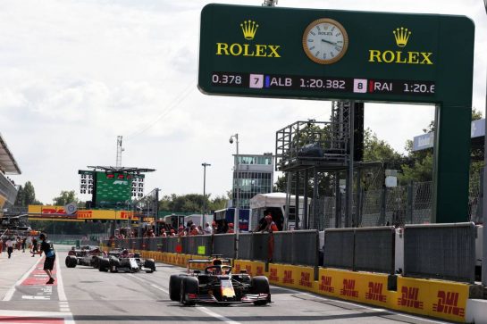 Max Verstappen (NLD) Red Bull Racing RB15.
07.09.2019. Formula 1 World Championship, Rd 14, Italian Grand Prix, Monza, Italy, Qualifying Day.
- www.xpbimages.com, EMail: requests@xpbimages.com - copy of publication required for printed pictures. Every used picture is fee-liable. © Copyright: Bearne / XPB Images