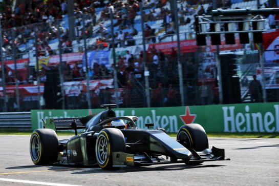 Jean Alesi (FRA) demonstrates the 2020 Pirelli F1 18 inch tyres in an F2 car.
07.09.2019. Formula 1 World Championship, Rd 14, Italian Grand Prix, Monza, Italy, Qualifying Day.
- www.xpbimages.com, EMail: requests@xpbimages.com - copy of publication required for printed pictures. Every used picture is fee-liable. © Copyright: Batchelor / XPB Images