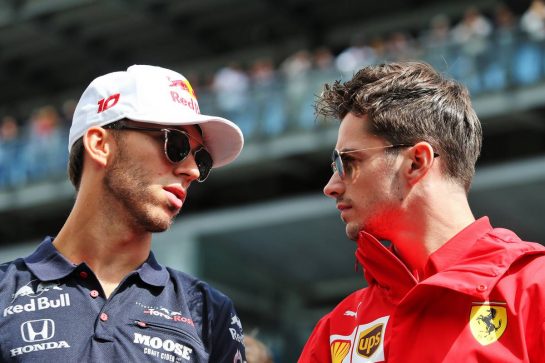 (L to R): Pierre Gasly (FRA) Scuderia Toro Rosso and Charles Leclerc (MON) Ferrari on the drivers parade.
08.09.2019. Formula 1 World Championship, Rd 14, Italian Grand Prix, Monza, Italy, Race Day.
- www.xpbimages.com, EMail: requests@xpbimages.com - copy of publication required for printed pictures. Every used picture is fee-liable. © Copyright: Moy / XPB Images