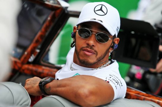 Lewis Hamilton (GBR) Mercedes AMG F1 on the drivers parade.
08.09.2019. Formula 1 World Championship, Rd 14, Italian Grand Prix, Monza, Italy, Race Day.
- www.xpbimages.com, EMail: requests@xpbimages.com - copy of publication required for printed pictures. Every used picture is fee-liable. © Copyright: Moy / XPB Images