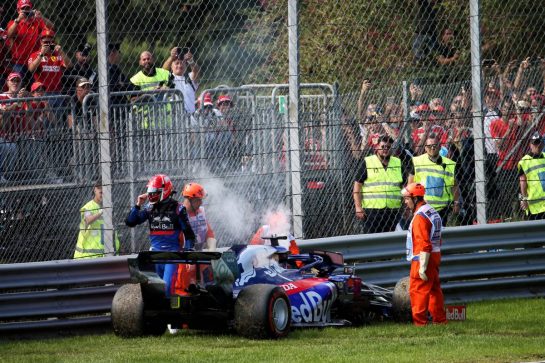 Daniil Kvyat (RUS) Scuderia Toro Rosso STR14 retired from the race.
08.09.2019. Formula 1 World Championship, Rd 14, Italian Grand Prix, Monza, Italy, Race Day.
- www.xpbimages.com, EMail: requests@xpbimages.com - copy of publication required for printed pictures. Every used picture is fee-liable. © Copyright: Batchelor / XPB Images