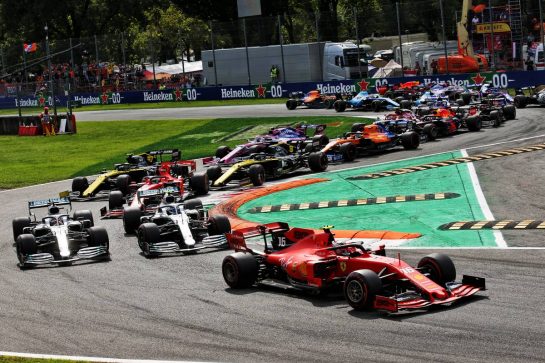 Charles Leclerc (MON) Ferrari SF90 leads at the start of the race.
08.09.2019. Formula 1 World Championship, Rd 14, Italian Grand Prix, Monza, Italy, Race Day.
- www.xpbimages.com, EMail: requests@xpbimages.com - copy of publication required for printed pictures. Every used picture is fee-liable. © Copyright: Batchelor / XPB Images