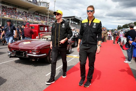 Nico Hulkenberg (GER) Renault F1 Team on the drivers parade.
08.09.2019. Formula 1 World Championship, Rd 14, Italian Grand Prix, Monza, Italy, Race Day.
- www.xpbimages.com, EMail: requests@xpbimages.com - copy of publication required for printed pictures. Every used picture is fee-liable. © Copyright: Batchelor / XPB Images