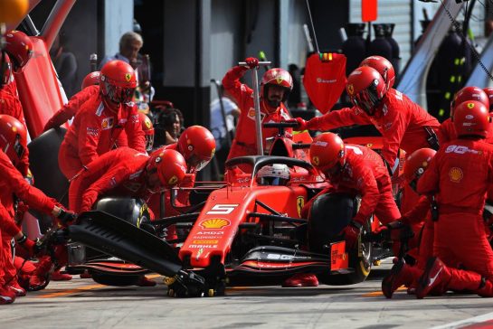 Sebastian Vettel (GER), Scuderia Ferrari during pitstop 
08.09.2019. Formula 1 World Championship, Rd 14, Italian Grand Prix, Monza, Italy, Race Day.
- www.xpbimages.com, EMail: requests@xpbimages.com - copy of publication required for printed pictures. Every used picture is fee-liable. © Copyright: Charniaux / XPB Images