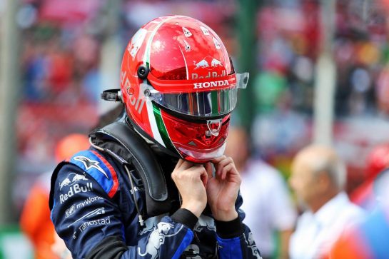 Daniil Kvyat (RUS) Scuderia Toro Rosso on the grid.
08.09.2019. Formula 1 World Championship, Rd 14, Italian Grand Prix, Monza, Italy, Race Day.
- www.xpbimages.com, EMail: requests@xpbimages.com - copy of publication required for printed pictures. Every used picture is fee-liable. © Copyright: Moy / XPB Images