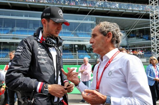 Esteban Ocon (FRA) Mercedes AMG F1 Reserve Driver with Alain Prost (FRA) Renault F1 Team Special Advisor on the grid.
08.09.2019. Formula 1 World Championship, Rd 14, Italian Grand Prix, Monza, Italy, Race Day.
- www.xpbimages.com, EMail: requests@xpbimages.com - copy of publication required for printed pictures. Every used picture is fee-liable. © Copyright: Moy / XPB Images