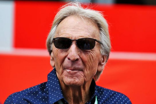 Derek Bell (GBR).
19.09.2019. Formula 1 World Championship, Rd 15, Singapore Grand Prix, Marina Bay Street Circuit, Singapore, Preparation Day.
- www.xpbimages.com, EMail: requests@xpbimages.com - copy of publication required for printed pictures. Every used picture is fee-liable. © Copyright: Moy / XPB Images