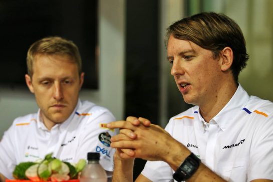 McLaren.
19.09.2019. Formula 1 World Championship, Rd 15, Singapore Grand Prix, Marina Bay Street Circuit, Singapore, Preparation Day.
- www.xpbimages.com, EMail: requests@xpbimages.com - copy of publication required for printed pictures. Every used picture is fee-liable. © Copyright: Moy / XPB Images