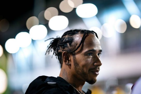 Lewis Hamilton (GBR) Mercedes AMG F1.
19.09.2019. Formula 1 World Championship, Rd 15, Singapore Grand Prix, Marina Bay Street Circuit, Singapore, Preparation Day.
- www.xpbimages.com, EMail: requests@xpbimages.com - copy of publication required for printed pictures. Every used picture is fee-liable. © Copyright: Dungan / XPB Images