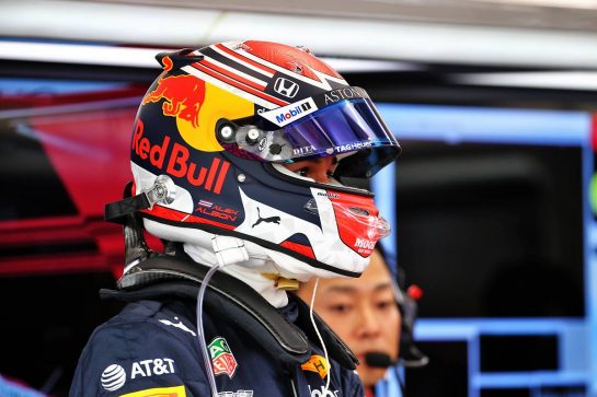 Alexander Albon (THA) Red Bull Racing.
20.09.2019. Formula 1 World Championship, Rd 15, Singapore Grand Prix, Marina Bay Street Circuit, Singapore, Practice Day.
- www.xpbimages.com, EMail: requests@xpbimages.com - copy of publication required for printed pictures. Every used picture is fee-liable. © Copyright: Batchelor / XPB Images