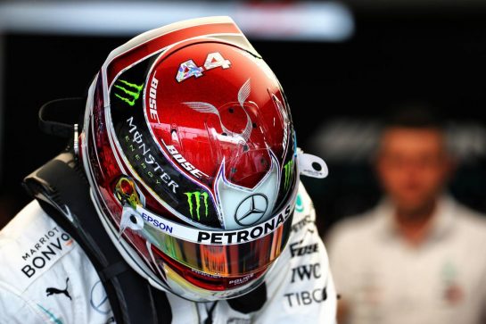 Lewis Hamilton (GBR) Mercedes AMG F1.
20.09.2019. Formula 1 World Championship, Rd 15, Singapore Grand Prix, Marina Bay Street Circuit, Singapore, Practice Day.
- www.xpbimages.com, EMail: requests@xpbimages.com - copy of publication required for printed pictures. Every used picture is fee-liable. © Copyright: Batchelor / XPB Images