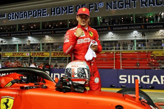 Charles Leclerc (MON) Ferrari SF90 celebrates his pole position in qualifying parc ferme.
21.09.2019. Formula 1 World Championship, Rd 15, Singapore Grand Prix, Marina Bay Street Circuit, Singapore, Qualifying Day.
- www.xpbimages.com, EMail: requests@xpbimages.com - copy of publication required for printed pictures. Every used picture is fee-liable. © Copyright: Batchelor / XPB Images