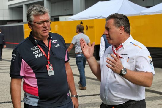(L to R): Otmar Szafnauer (USA) Racing Point F1 Team Principal and CEO with Zak Brown (USA) McLaren Executive Director.
27.09.2019. Formula 1 World Championship, Rd 16, Russian Grand Prix, Sochi Autodrom, Sochi, Russia, Practice Day.
- www.xpbimages.com, EMail: requests@xpbimages.com - copy of publication required for printed pictures. Every used picture is fee-liable. © Copyright: Batchelor / XPB Images