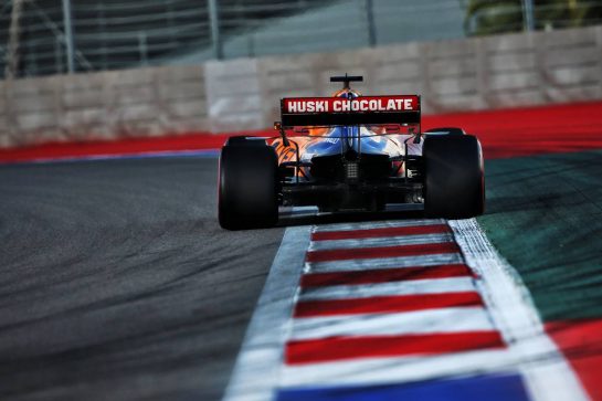 Carlos Sainz Jr (ESP) McLaren MCL34.
28.09.2019. Formula 1 World Championship, Rd 16, Russian Grand Prix, Sochi Autodrom, Sochi, Russia, Qualifying Day.
- www.xpbimages.com, EMail: requests@xpbimages.com - copy of publication required for printed pictures. Every used picture is fee-liable. © Copyright: Filipe / XPB Images